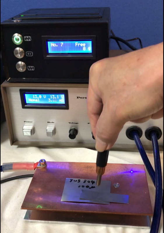 溶接電極圧力記録装置を接続した構成